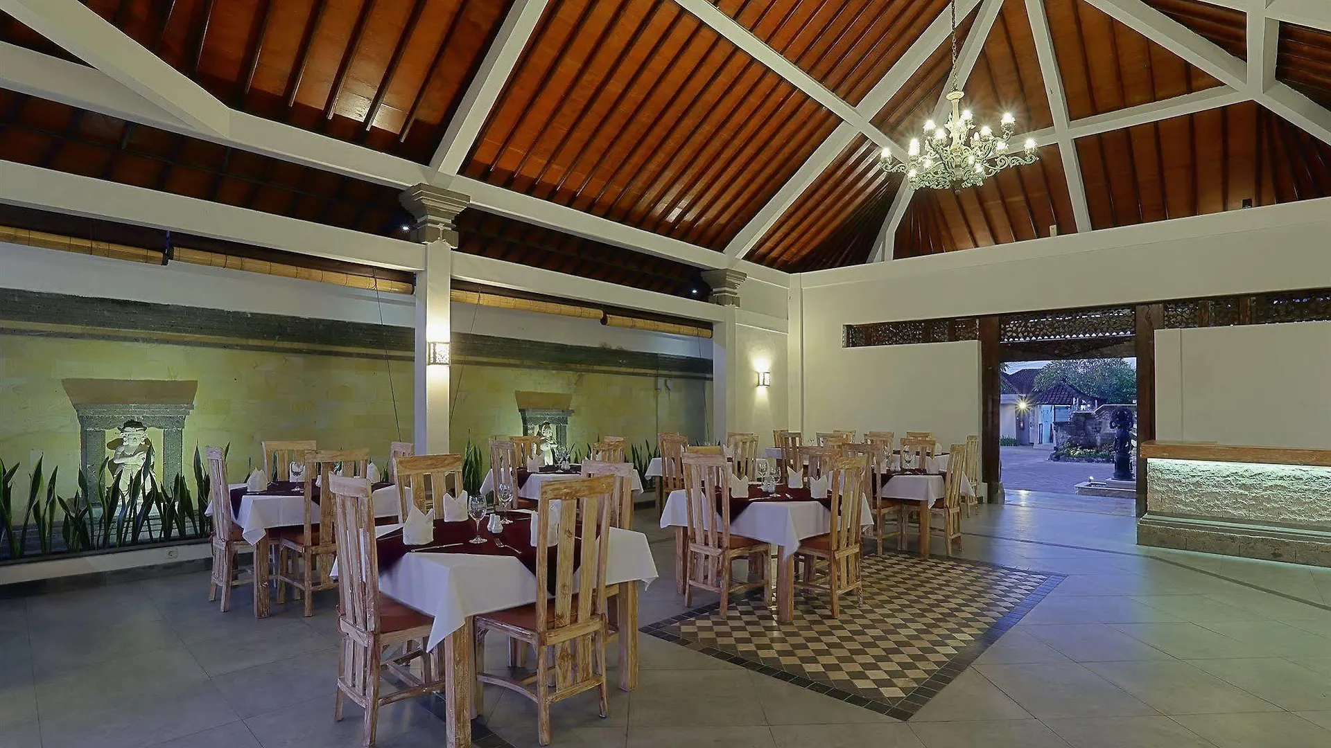 ***  Nipuri Resort And Villas Seminyak By Kamara Indonesia